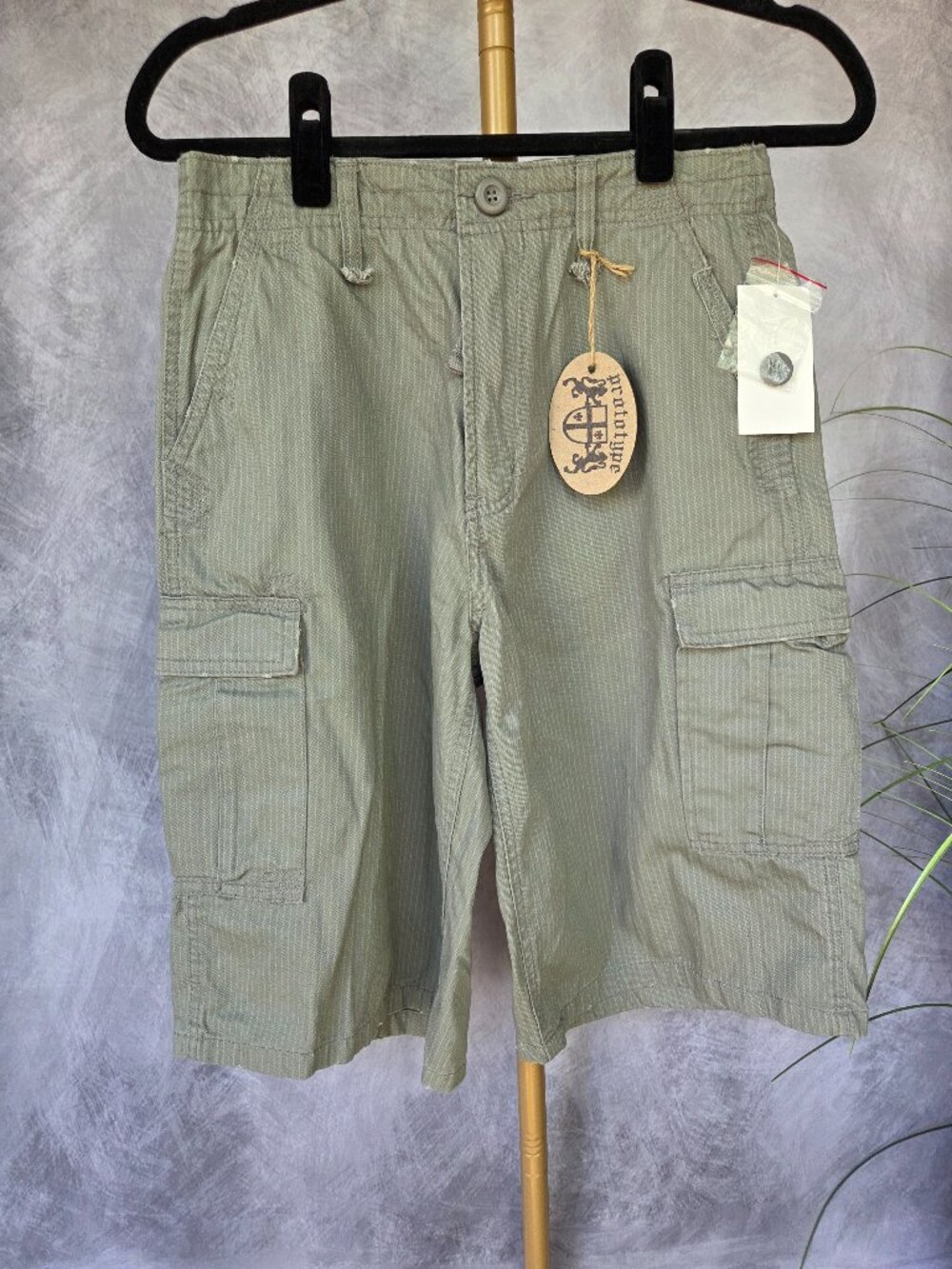 Boys Prototype Light Greenish Gray Cargo Shorts Size 14 NWT